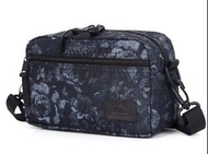 [預訂+100%正貨全新] Gregory Padded Shoulder Pouch Black Tapestry M size 斜咩袋 斜孭袋 斜揹袋