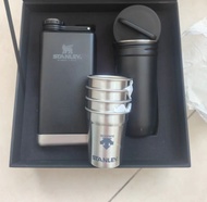 💜全新Stanley迪桑特聯名款酒壺酒杯套裝