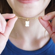 小熊軟糖母貝雕項鍊