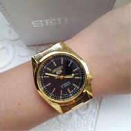 Seiko 5 21 Jewels Automatic Movement Black Dial Stainless Steel Gold Watch for Men