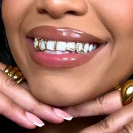 เครื่องประดับฮิปฮอปแบบปรับแต่งได้ 3 ชิ้น/เซ็ต Grillz ทองแดงฝัง Zirconia Hollow Grillz Out ของขวัญสุด