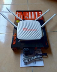 Tenda F9 Wireless Router Tenda F9 Wireless Router 600Mbps Tenda F9 Diskon