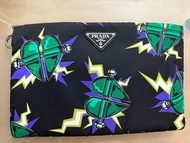 Prada 手拿包