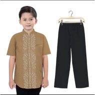BAJU MUSLIM SETELAN KEMEJA KOKO ANAK SETELAN BAJU KOKO ANAK SETELAN KOKO ANAK LAKI USIA 3 - 8 TAHUN.