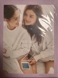 Twins We are twins 22 CD