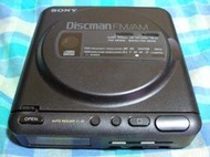 ((半良品))早期1989年SONY日製原裝CD隨身聽D-T2單機(有FM/AM收音機功能)