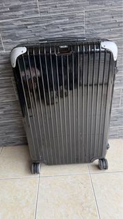 Rimowa 28吋 黑色 limbo 同Hybird型號