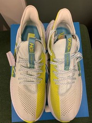 Hoka Carbon X 3 女裝 US 9