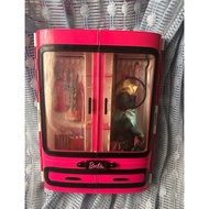 Almari barbie