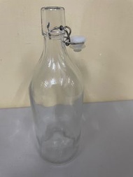 轉售 二手 IKEA 水杯 0.5公升附蓋水瓶 透明玻璃--瓶裝水/擺飾/玻璃罐/冷水壺/家用水瓶