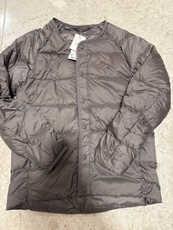 Uniqlo XS 輕羽絨外套