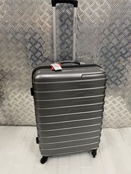 American Tourister 26 吋最實用行李箱 American Tourister 26 inch luggage 68 x 45 x 28cm