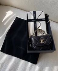Chanel / 黑金 小羊皮 菱格 nano VIP VIC birthday gift - mini bag