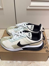 ❤️全新Nike破3千2❤️NIKE  慢跑鞋 黑白❤️