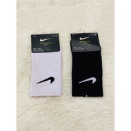 STOKIN NIKE BLACK & WHITE PANJANG