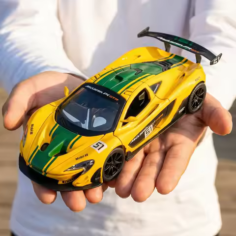 1:24 Aston Martin V12 Mclaren P1 GTR Maserati GT Land Rover Defender Mistral Sports Car Alloy Metal 