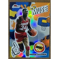 Hakeem Olajuwon 2025-26 TOPPS Finest Muse Refractor M-17