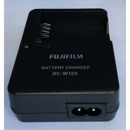 BC-W126 BC-W126S Battery Charger for Fujifilm X-T1 X-T20 X-T30 X-100F X-Pro X-E1