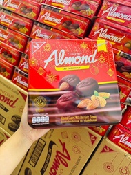 <พร้อมส่ง> United Almond อัลมอนด์เคลือบช็อคโกแลต  รุ่นทรงกล่องสี่เหลี่ยม อร่อย !