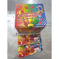 TOOTHBRUSH-SHAPED CANDY WITH TOOTHPASTE