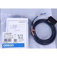 OMRON E3Z-D62, E3Z-T61 Optical Sensor