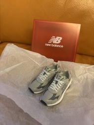 7-11 2010 New Balance X-Racer 灰色運動鞋