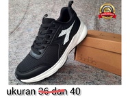 sepatu olahraga wanita diadora black