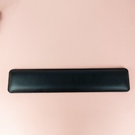 Ready Stock Universal Keyboard Rest Wrist Rest Leather Memory Foam Wrist Rest Keyboard Pad Office Ga