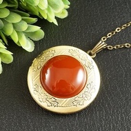 紅玉髓銅製相片墜飾項鍊 黃銅圓形墜飾項鍊 珠寶飾品