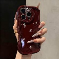 โบว์วาดภาพพิมพ์แบนสีแดงไวน์เนื้อครีมทาสีเปลือกนุ่มเหมาะสำหรับ IP17/IP17PROMAX/Iphone16//Iphone16pro/