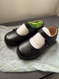 27碼 全新 Kinghealth 黑色返學皮鞋 + 送 Nono House 26碼二手皮鞋