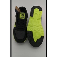 Pronex Outdoors Shoes Green/Black Running Shoes