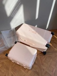 rimowa essential cabin hand carry size 21