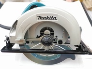 MAKITA รุ่น N5900B เลื่อยวงเดือน กำลังไฟ 2000 วัตต์ ขนาด 9 นิ้ว (235 มม.)