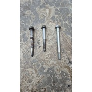 SKRU MOUNTING ENJIN KANAN(DRIVER SIDE) VIVA