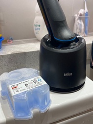 BRAUN s5 電動鬚刨 清潔底座