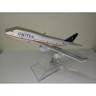 Ready Stock United Airlines Boeing 747-400 Alloy Aircraft Model