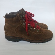 Used second outdoor Mountain hiking boots timberland boots