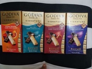 大量 Godiva Signature 黑巧克力迷你條