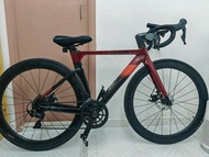 Java Fuoco 黑紅碟刹公路車 | Shimano 105 R7000 | UCI認證