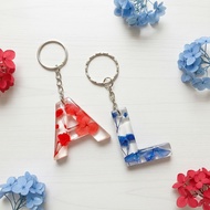 Custom resin letter keychain - Decoration l Accessories l Keychain l Gift l Unique Gift