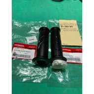 CLICK 160 i Genuine Rubber Hand Cover + Accelerator Shaft (D-182.63) 53166- K2S- N00 53140- K59- A70