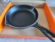 Le Creuset Round Skillet 20cm
