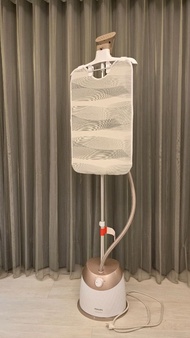 Philips EasyTouch Plus 頂級版直立式(5段蒸氣掛燙機 / 霧感金 / GC524)