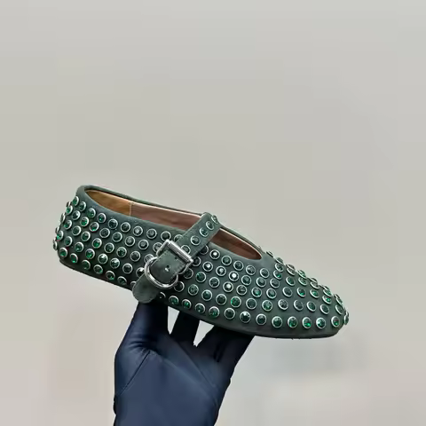 Crystal Design Fashion Flats Round Toe Cut Out Real Leather Flats Top Quality Designer Outdoor Runwa