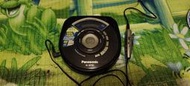 松下 CD 隨身聽 mp35日本製造可以播放MP3刻錄盤帶原配線控使用兩節5號電池讀盤性能很好視頻測試的