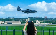 Okinawa Northern Internet-Famous Route One-Day Tour | Churaumi Aquarium & Kadena Air Base Observatio