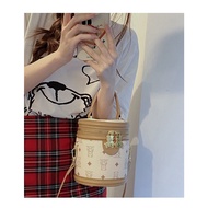 Guangzhou bear trunk cage bag bag L1 (MA111)