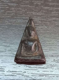 B112 พระนางพญา เนื้อดิน พิมพ์เทวดา ดินเก่า พระเนื้อจัด ดินผสมว่าน 108 ถ่านดำแร่ลอย กรุวัดนางพญา #บูช