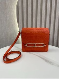 愛馬仕 Hermès Roulis Mini 豬鼻子包 8V橘色 霧面鱷魚 淺金扣｜C刻